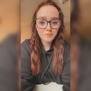 Meet your Posher, Carmalee